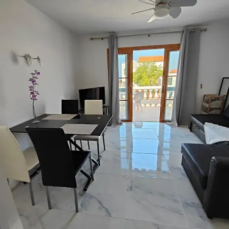 Port Royale Apartman Arona
