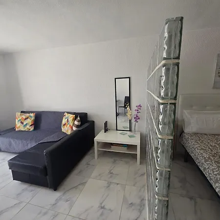 Apartament Port Royale *