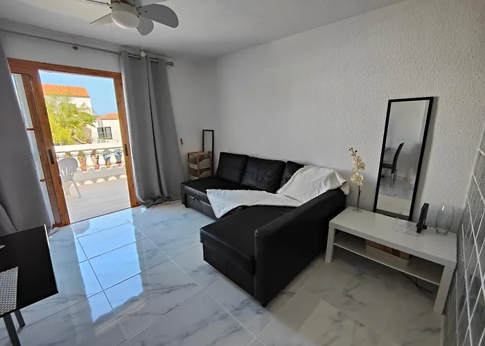 Port Royale Апартаменты Арона